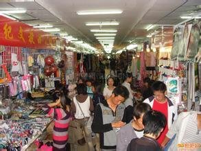 黑龍江哈爾濱服裝城全攻略 地址交通、拿貨技巧與營業時間詳解